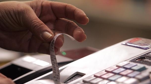 Призивите на търговци от много браншове за удължаване на срока