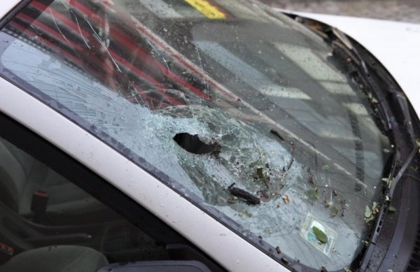 Дете потроши кола в монтанското село Доктор Йосифово съобщиха от