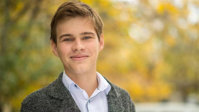 Антоан Георгиев е бъдещ единадесетокласник от Природо математическата профилирана гимназия Св