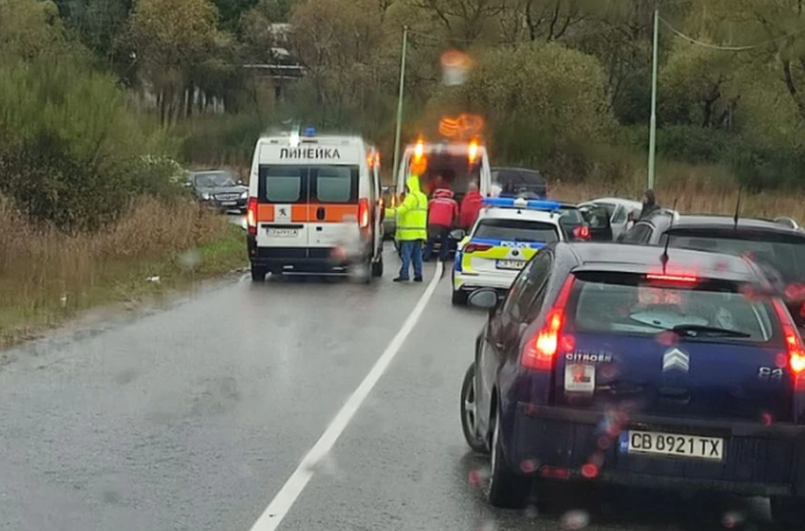 Две коли се удариха на прохода Петрохан съобщиха от МВР Пътният