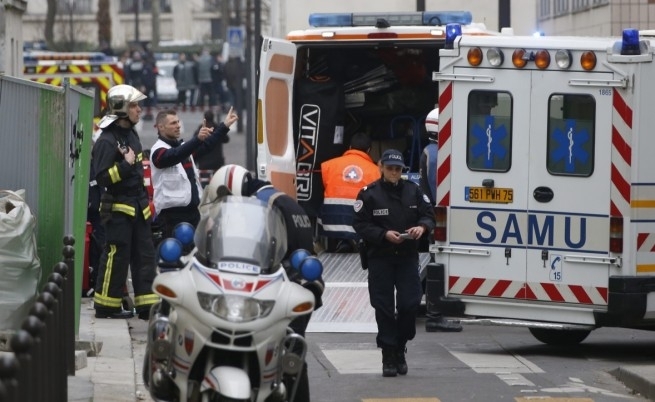Взрив разтърси района до посолството на Йордания в Париж предаде