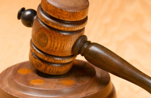 Разпродават голяма административна сграда в Оряхово