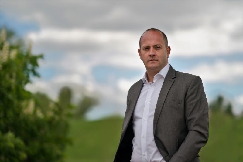 С неподправената си гаменска първичност г н Гешев показа на всички