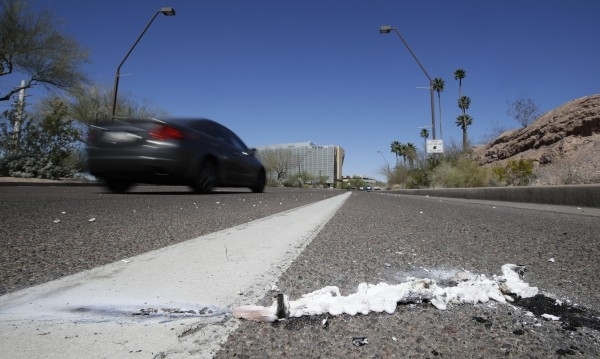 Безпилотен автомобил на компанията Uber Technologies блъсна жена която почина