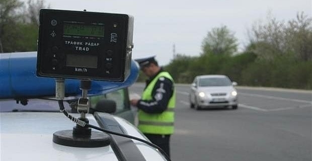 Трима шофьори са засекли катаджиите в Шуменско които са карали