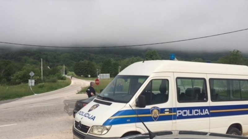Хърватски полицай употреби огнестрелно оръжие за да защити държавната граница