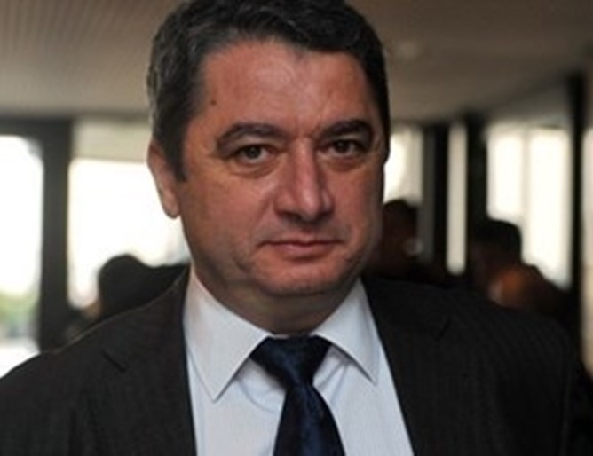 Дълбоко съм скептичен към това което ни се казва за