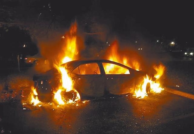 Лек автомобил Ауди е горял миналата нощ във врачанското село