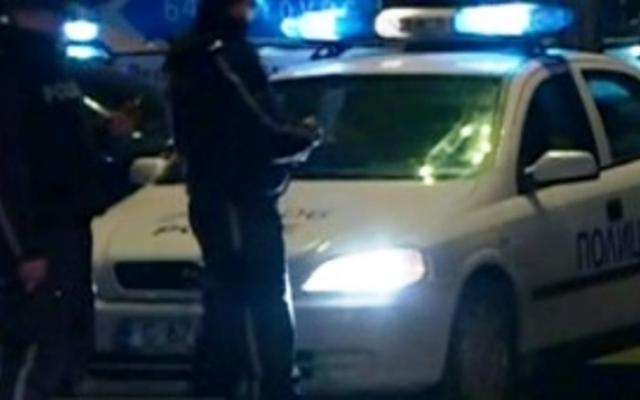 Снощи около 22 часа пред дома на криминално проявения Кирил