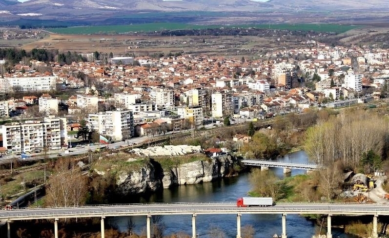 От Община Мездра съобщиха програмата за отбелязването на седмата годишнина