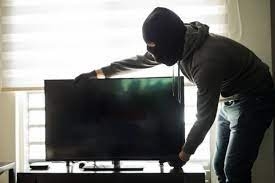 Полицията в Лом разследва кражба от селска къща
Престъплението е извършено