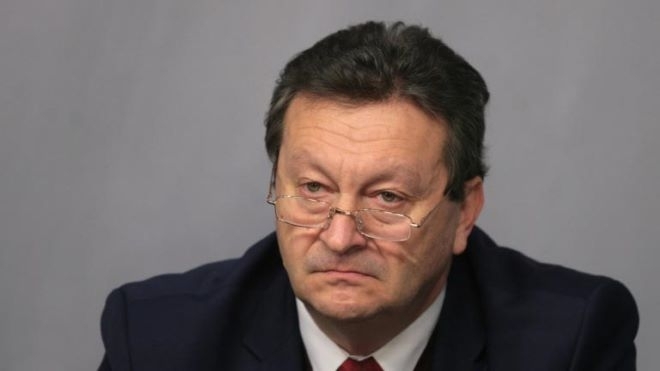 След като по предложение на БСП бе отложена либерализацията с