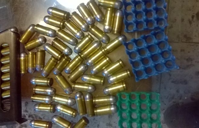 Ченгета тарашиха дома на дядо във Враца и намериха незаконни