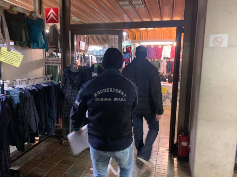 Проверките свързани с изпълнението на противоепидемичните мерки във Враца продължават