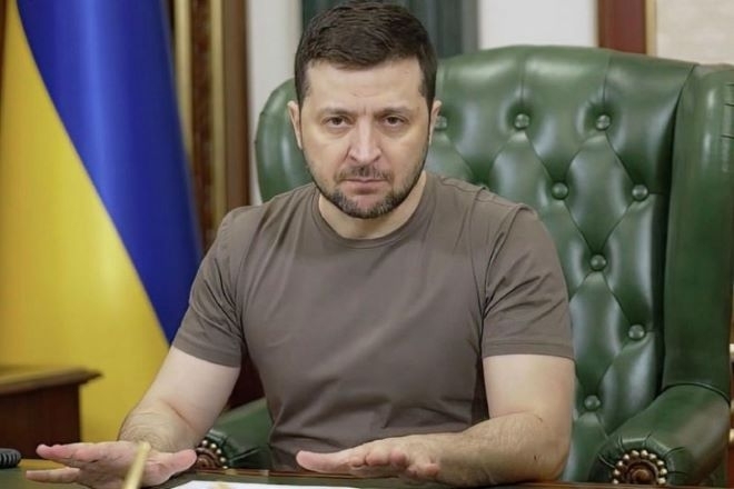 Зеленски: Русия хвърли бомба върху център за кръвопреливане в Харковска ...