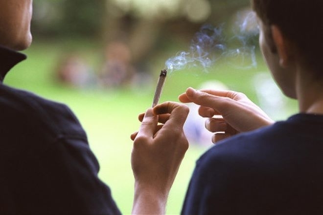 Проучване: Редовната употреба на марихуана увеличава риска от някои видове рак