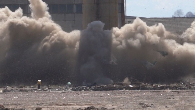 Взривяват складова база във Враца съобщиха от общинската администрация в