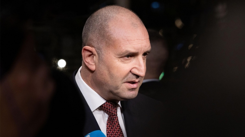 Тази сутрин точно в 10 часа започват консултациите при президента