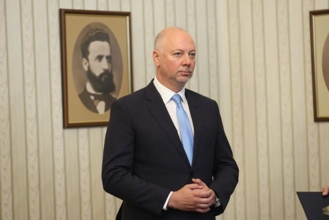 Премиерът Росен Желязков: ГЕРБ има свой лидер, ще се съобразявам с мнението на Борисов
