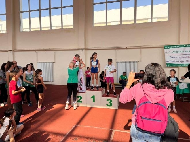 Стотици атлети участваха в турнир във Враца научи BulNews За поредна