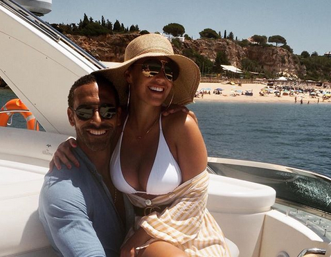 Годеницата на Рио Фърдинанд Кейт Райт ще пуска книга