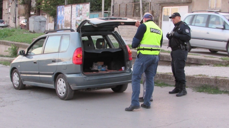Полицаи иззеха колата на пиян мъж от белослатинско село съобщиха