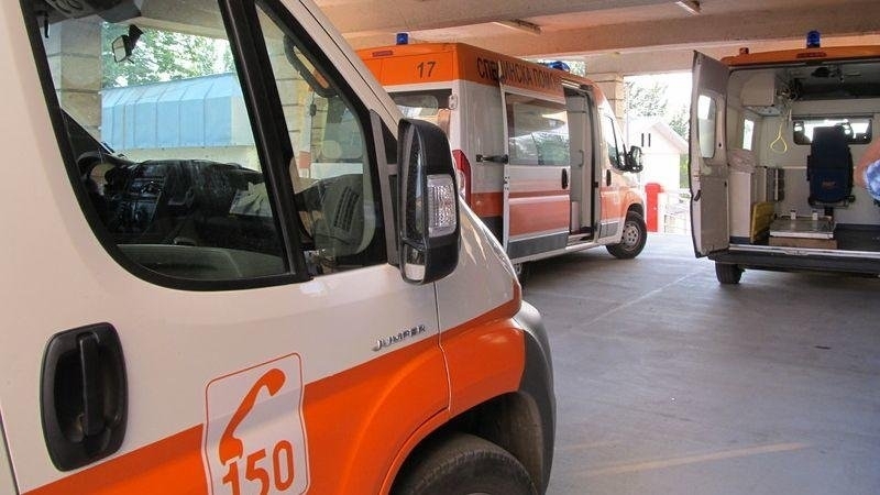 Мъж е починал вчера насред улица в Монтана съобщиха от