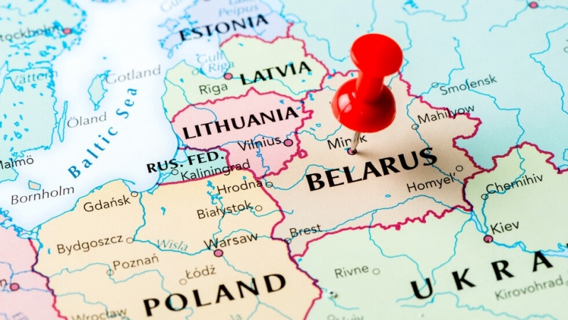 Властите в Беларус решиха да премахнат акредитациите на всички журналисти,