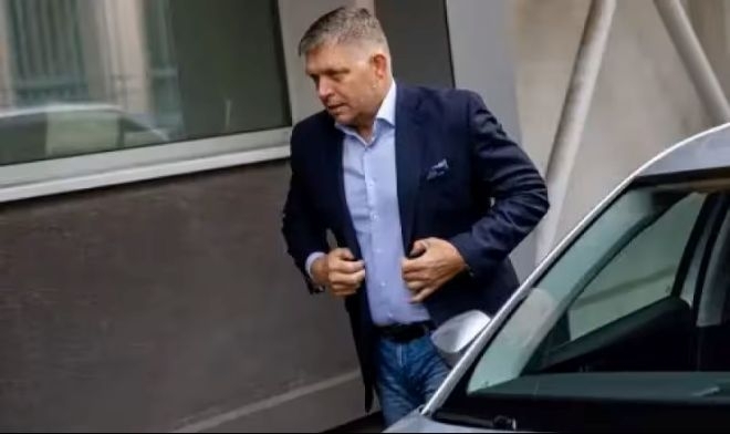 Бомбени заплахи срещу премиера и главния прокурор на Словакия