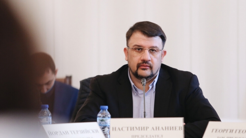 Поредното удължаване от страна на ЕК с месец на срока