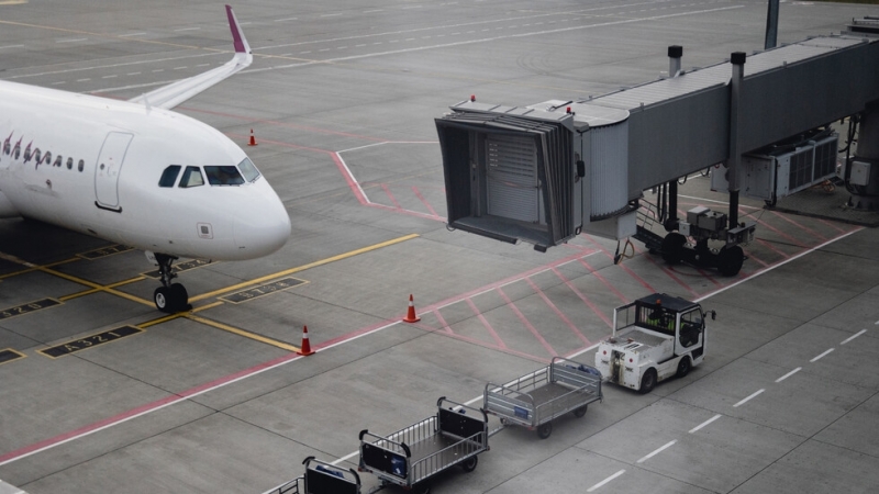 Украински военен самолет се разби край Киев заяви Държавната служба