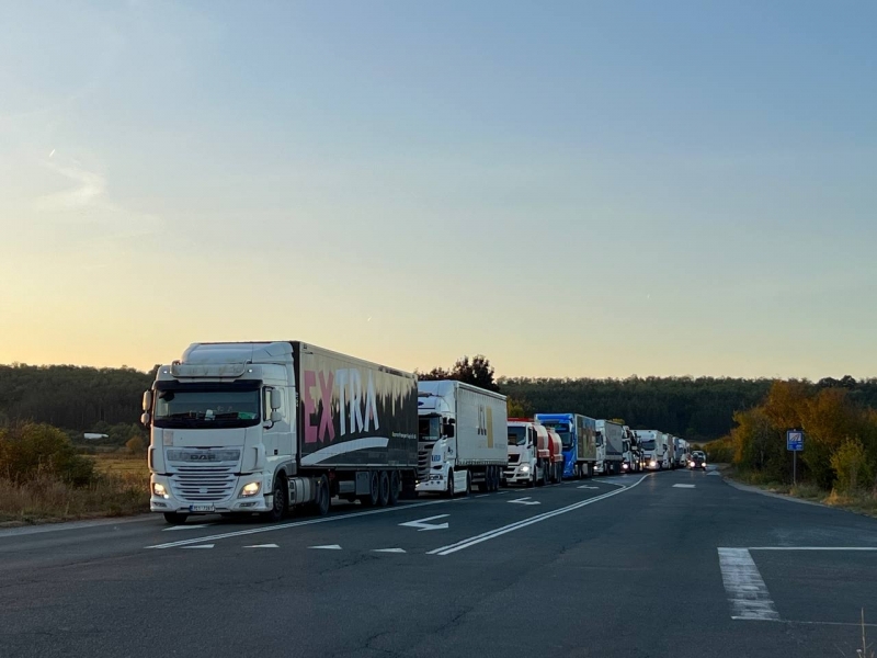 Блокадата на ТИР ове в Северозапада осуети излизането от страната на