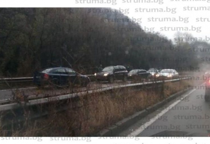 Пътуващи за София перничани станали свидетели на зрелищна акция на