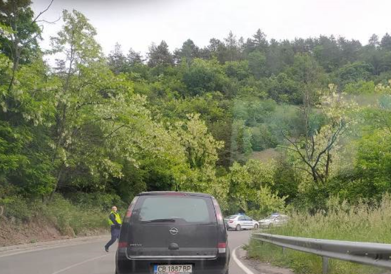 Лек автомобила катастрофира в Искърското дефиле научи агенция BulNews Инцидентът