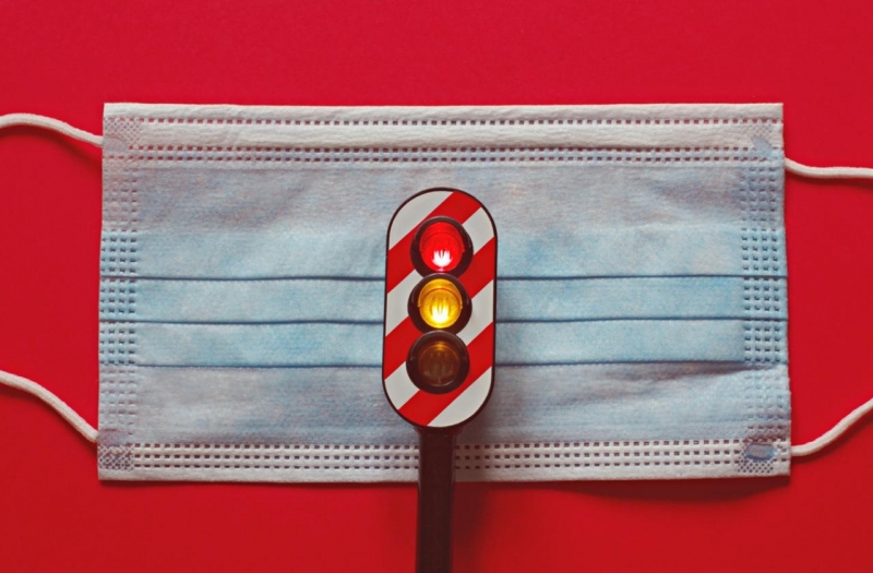 Здравните власти обсъждат затягане на мерките в няколко области у