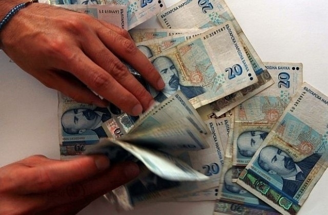 Предвид несигурната среда икономическата политика е изправена пред сериозни предизвикателства