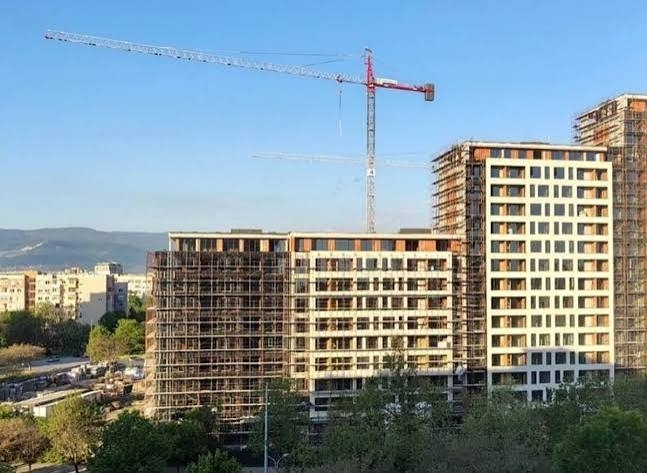 Пазарът полудя: Бясно изкупуват жилища за над 500 хил. евро