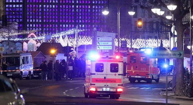 Дете е загинало вчера при инцидент на коледния базар в