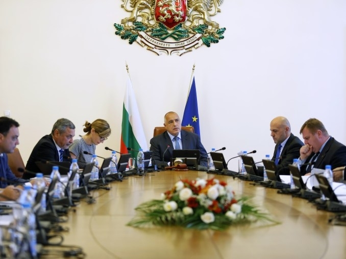 Ще гърмят ли министри от кабинета Борисов 3 след края