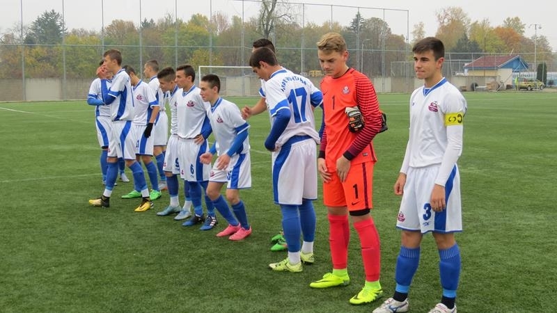 Юношите младша възраст на Монтана допуснаха пълен обрат в контролната