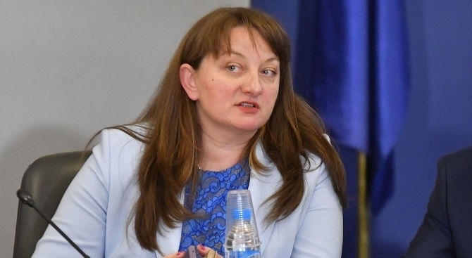 Деница Сачева вече е социален министър Тя бе избрана от
