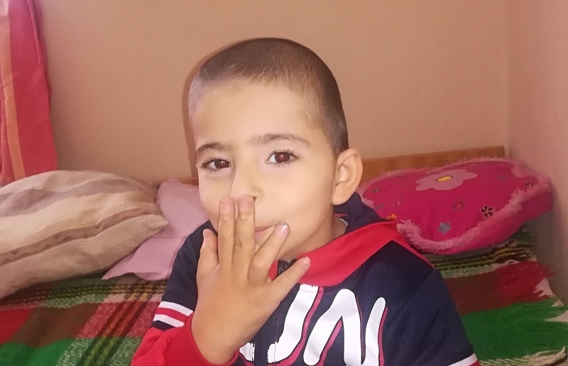 Алекс е на 5 години и има нужда от средства