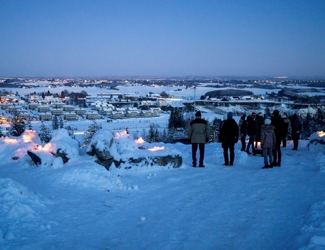 Седем са вече потвърдените смъртни случаи след огромното земно свлачище