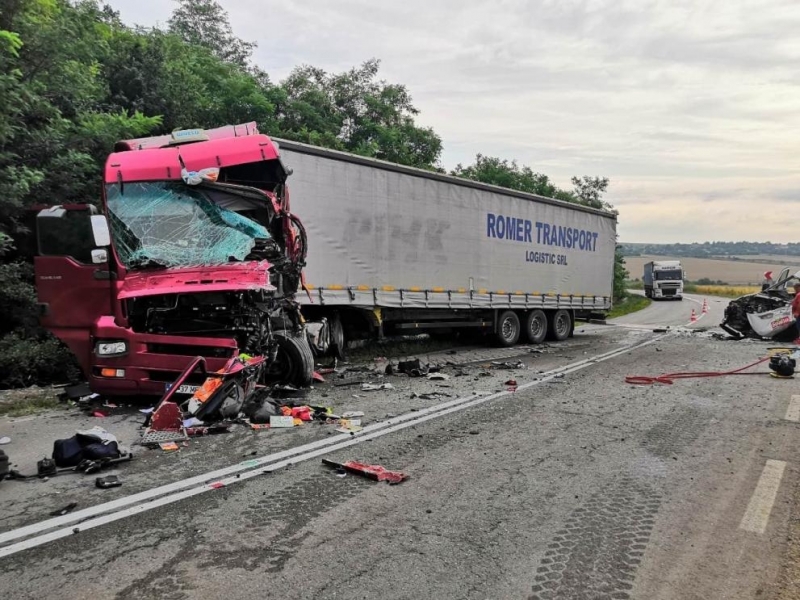 Зверска катастрофа край Франкфурт блокира движението По магистралата в посока