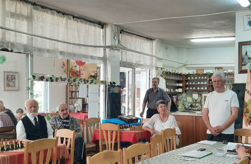 На 27 май в клуб на пенсионера Берковски кестен в