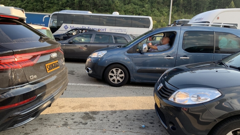 Верижна катастрофа затруднява движението по пътя Бургас Приморско Инцидентът е станал