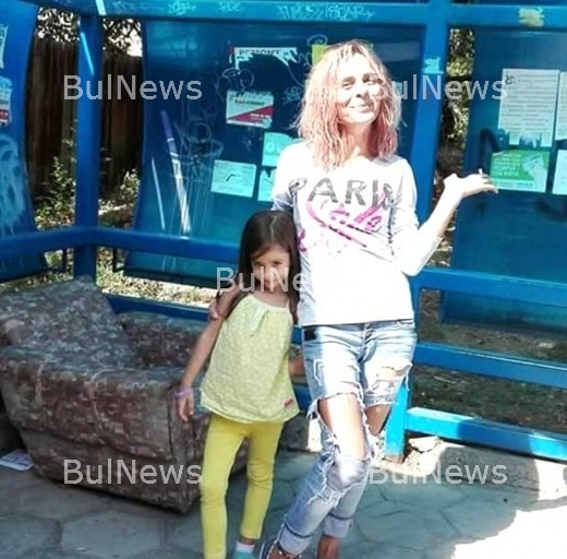 Вижте първата спирка в България обзаведена с мека мебел