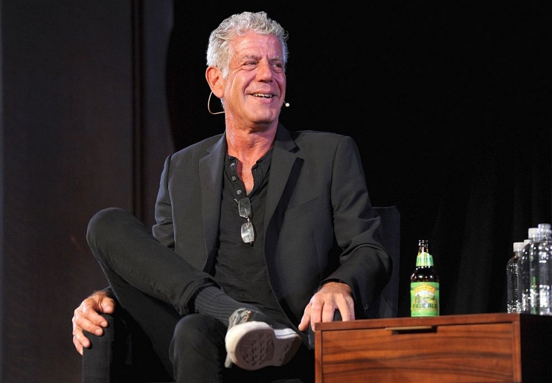 Американският телевизионен готвач Антъни Бурдейн който се самоуби през месец