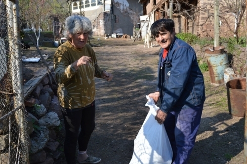 Тази сутрин в община Вършец започна раздаването на продукти от