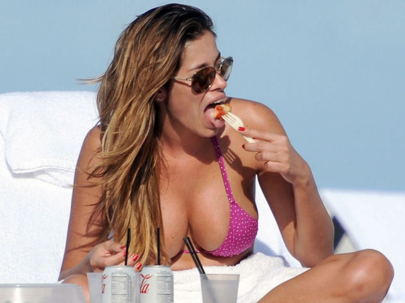 Венецуелският модел Аида Йеспика се залюби със собствения си счетоводител